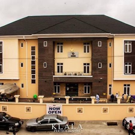 Bana Hotel & Suites Lagos Exteriör bild