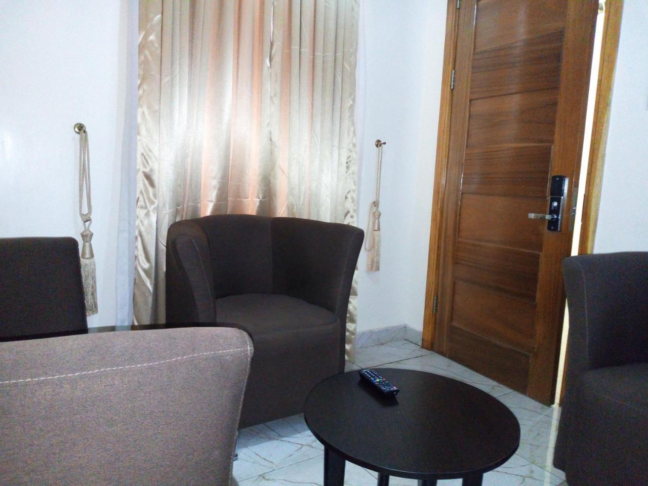 Bana Hotel & Suites Lagos Exteriör bild
