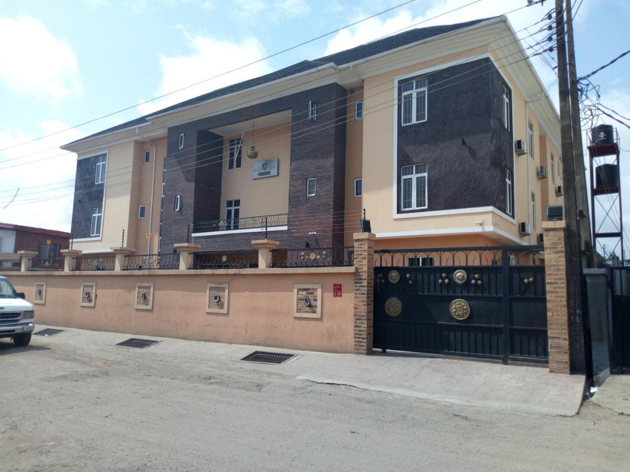Bana Hotel & Suites Lagos Exteriör bild